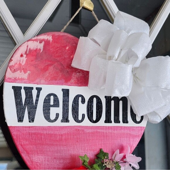 Hand Crafted Heart Shaped Welcome Sign Wooden Floral Decoration 12" Front Door - Picture 2 of 14